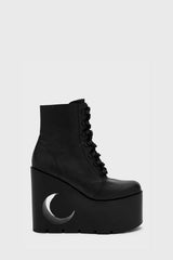 Crescent Boots