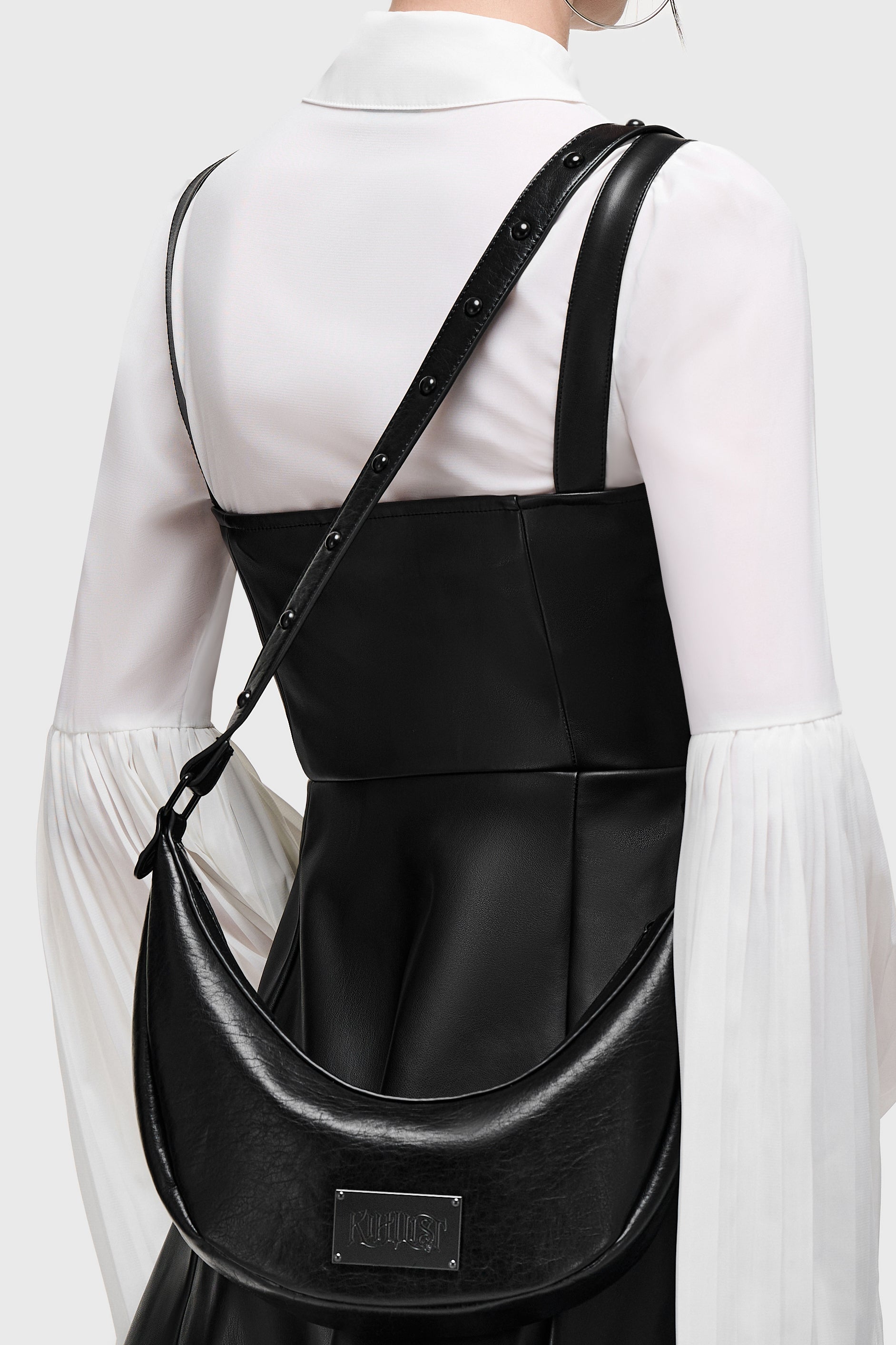 Skultra Crossbody Bag