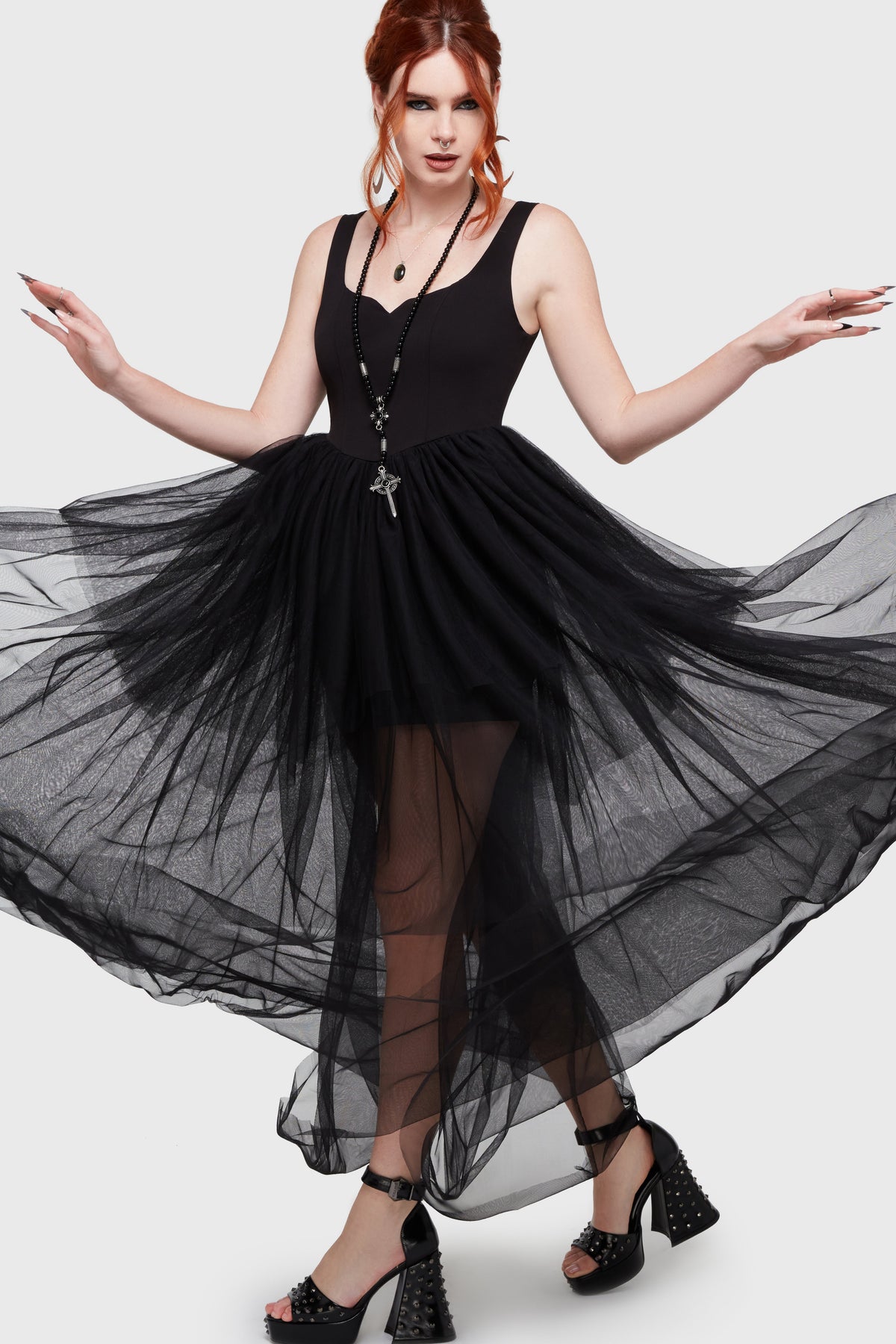Under The Candle Light Maxi Dress Black